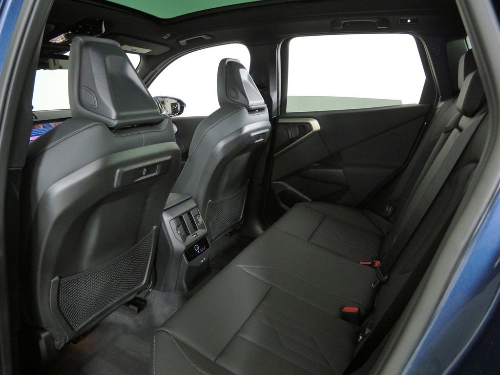 Thumbnail: 2025 BMW X3 - 36