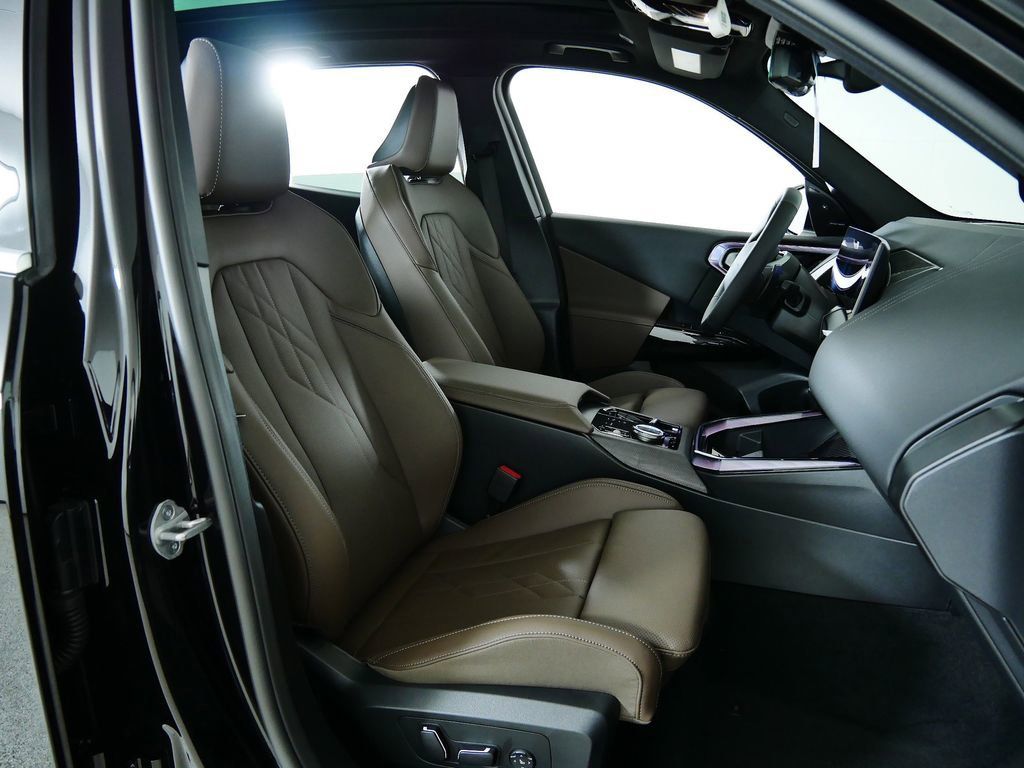 Thumbnail: 2026 BMW X3 - 10