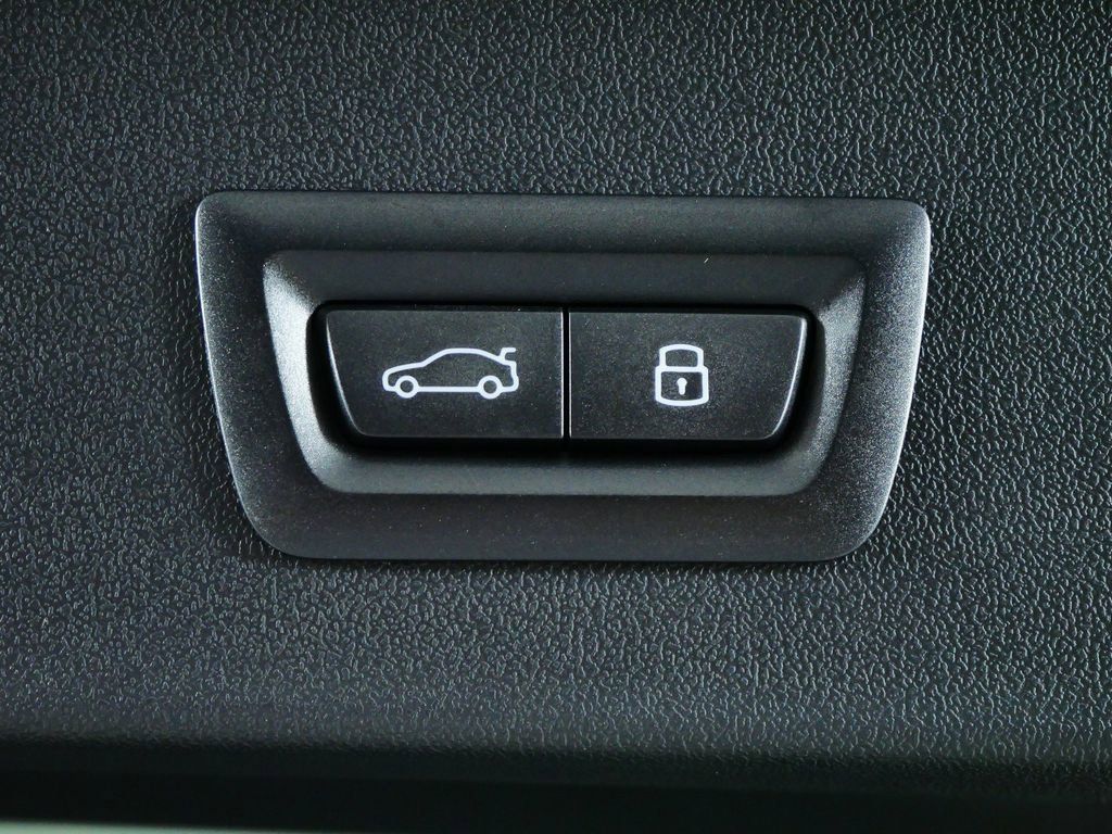 Thumbnail: 2026 BMW X3 - 32