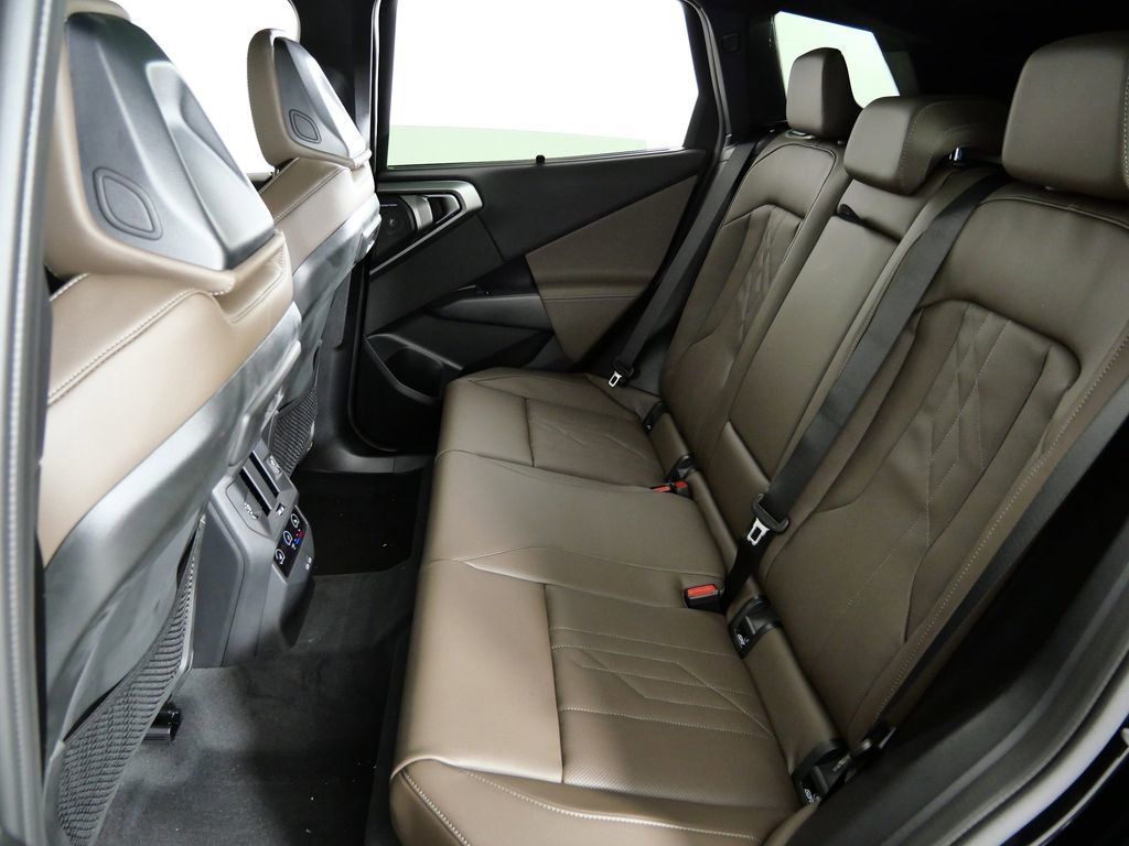 Thumbnail: 2026 BMW X3 - 35