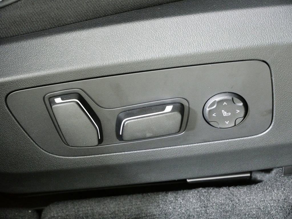 Thumbnail: 2026 BMW X3 - 29