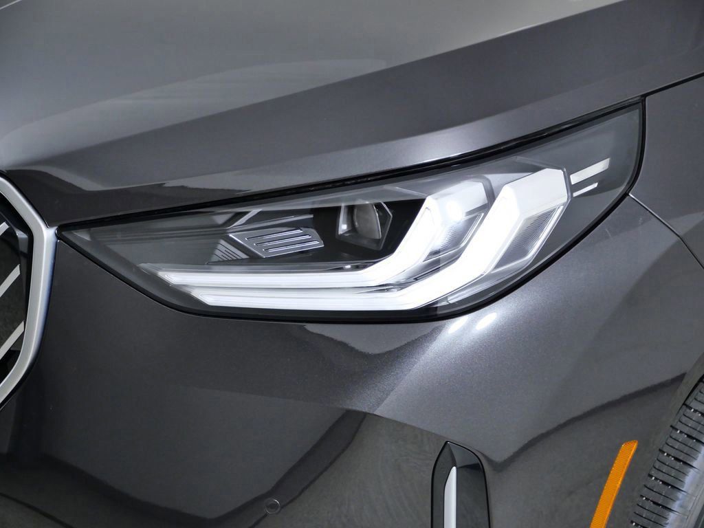 Thumbnail: 2026 BMW X3 - 17