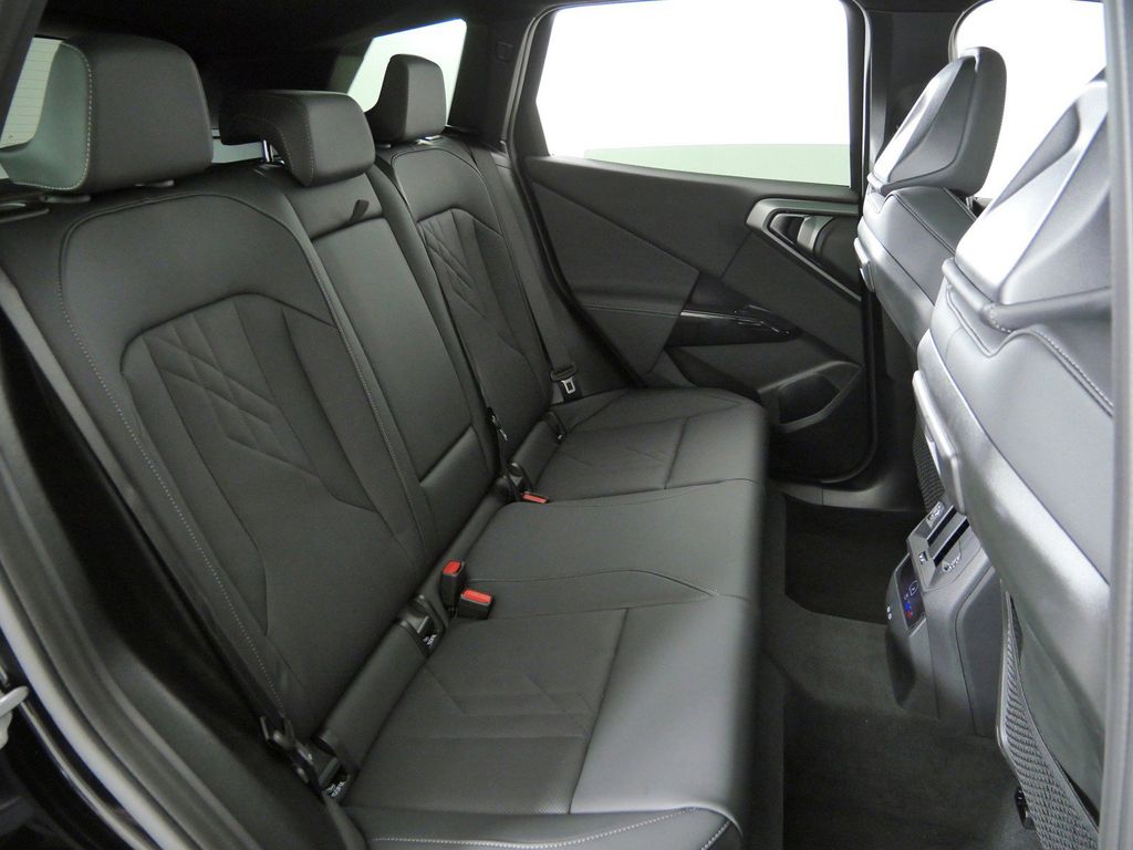 Thumbnail: 2026 BMW X3 - 34