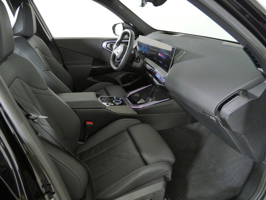 Thumbnail: 2026 BMW X3 - 9