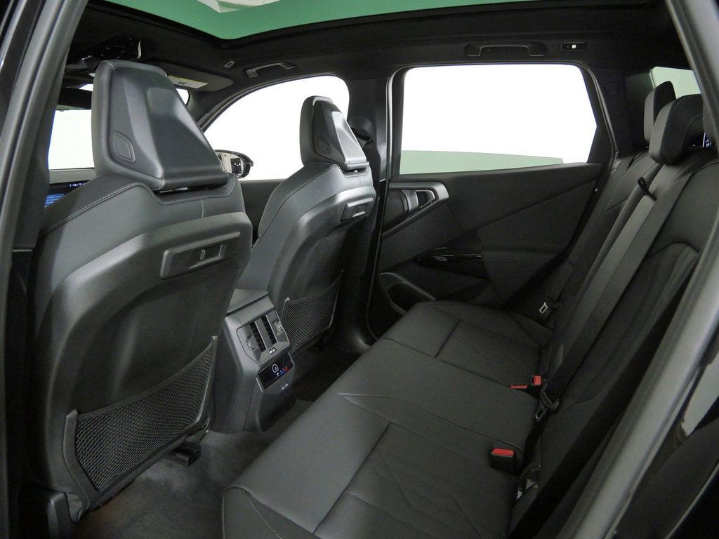 Thumbnail: 2026 BMW X3 - 37
