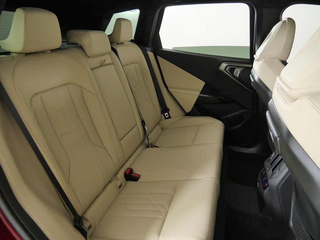 Thumbnail: 2026 BMW X3 - 32