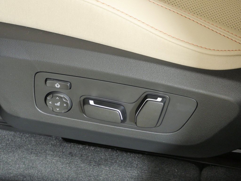 Thumbnail: 2026 BMW X3 - 43