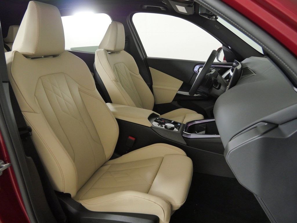 Thumbnail: 2026 BMW X3 - 10