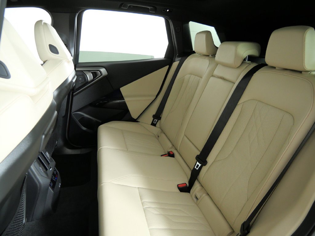 Thumbnail: 2026 BMW X3 - 37