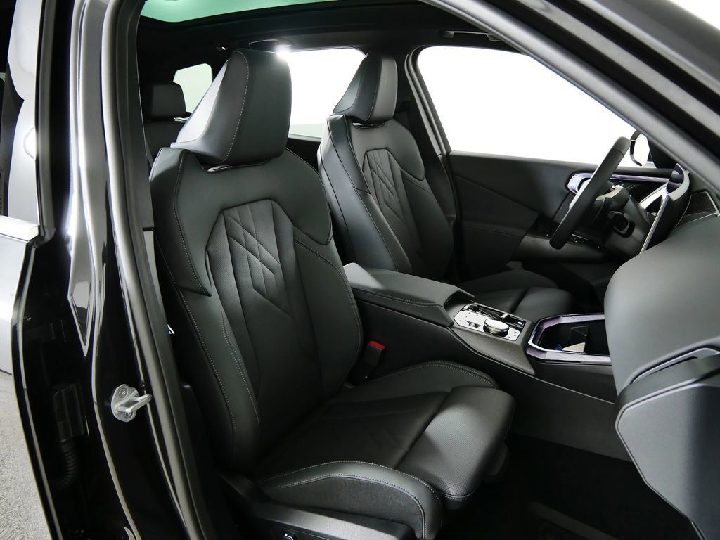 Thumbnail: 2025 BMW X3 - 11