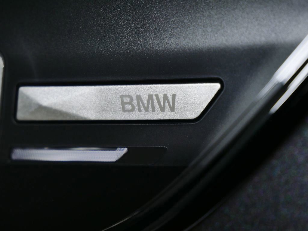 Thumbnail: 2025 BMW X3 - 24