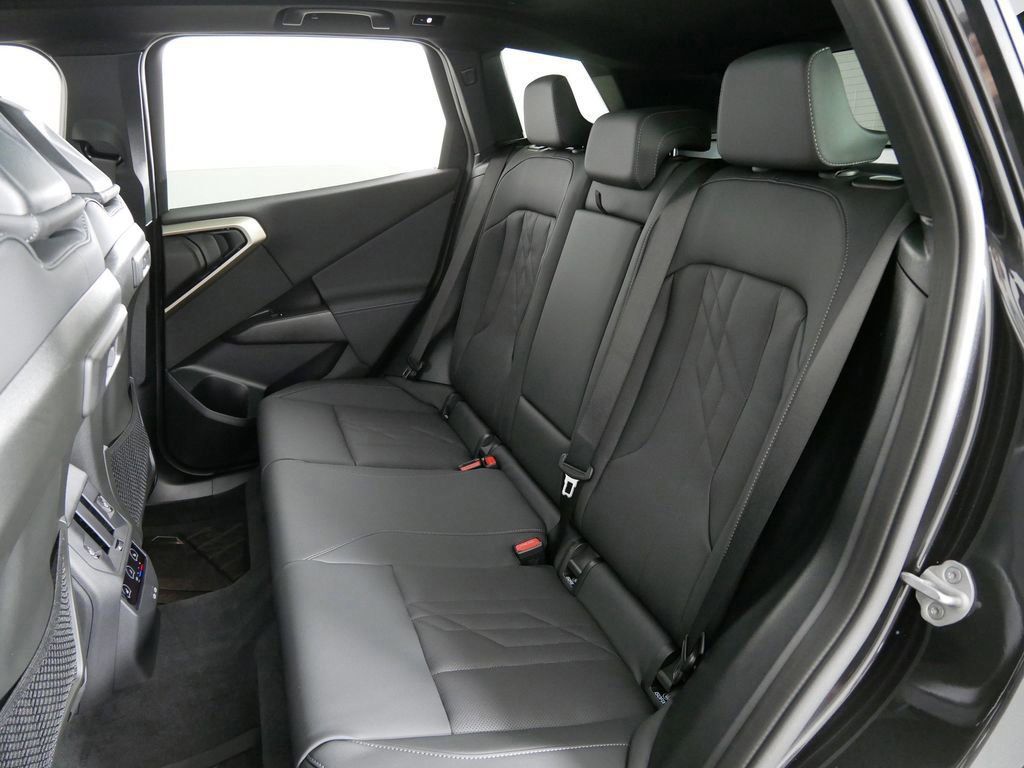 Thumbnail: 2025 BMW X3 - 31