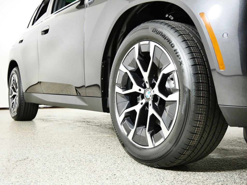 Thumbnail: 2025 BMW X3 - 8