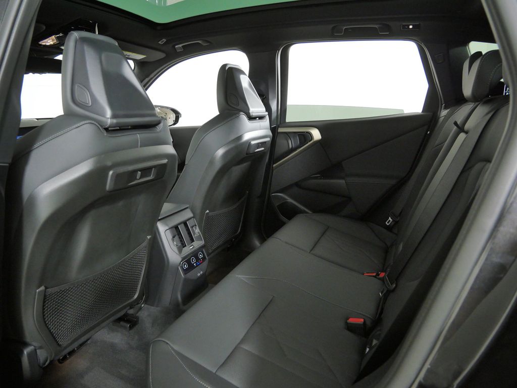 Thumbnail: 2025 BMW X3 - 37