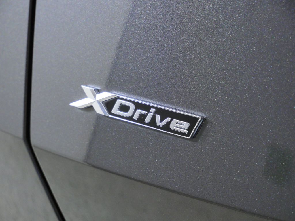 Thumbnail: 2025 BMW X3 - 24