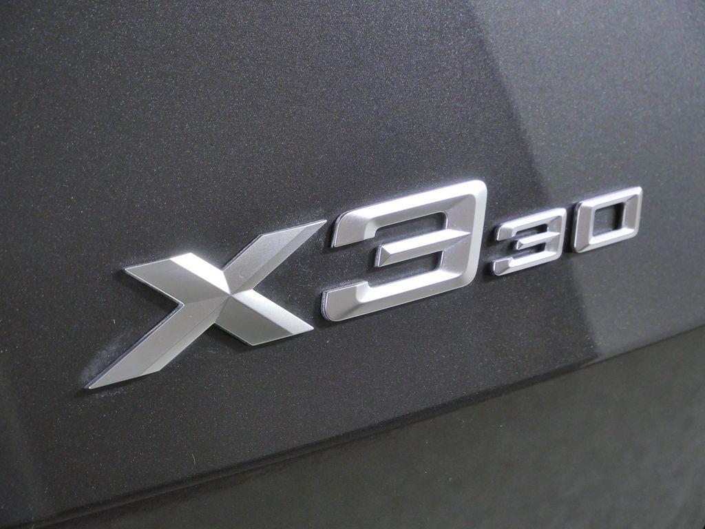 Thumbnail: 2025 BMW X3 - 23