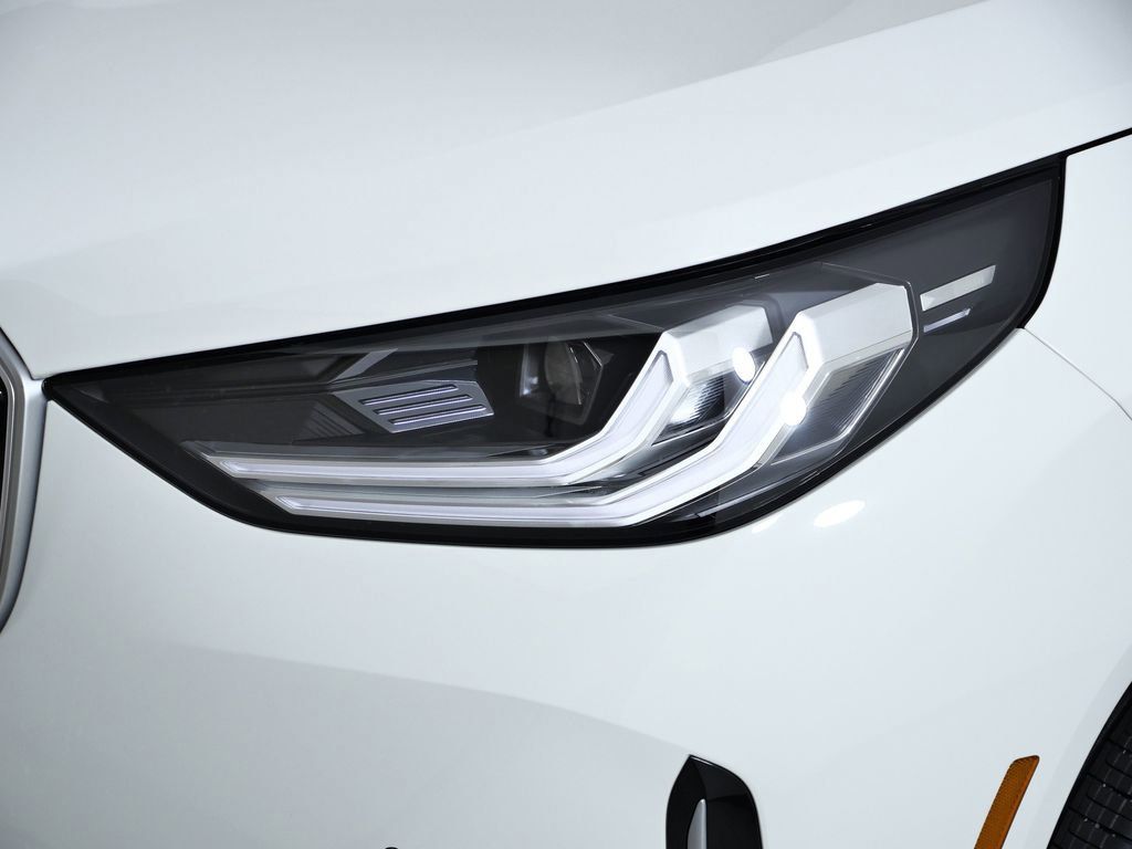 Thumbnail: 2026 BMW X3 - 16