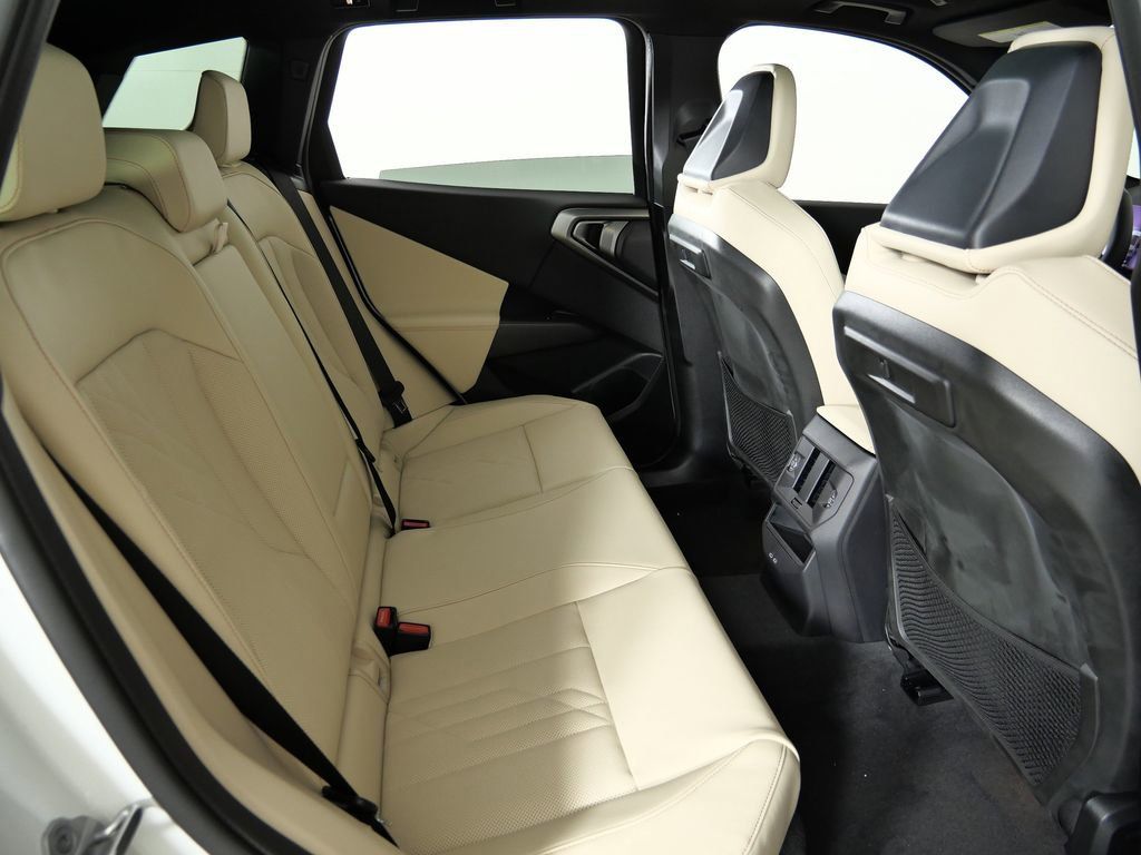 Thumbnail: 2026 BMW X3 - 11