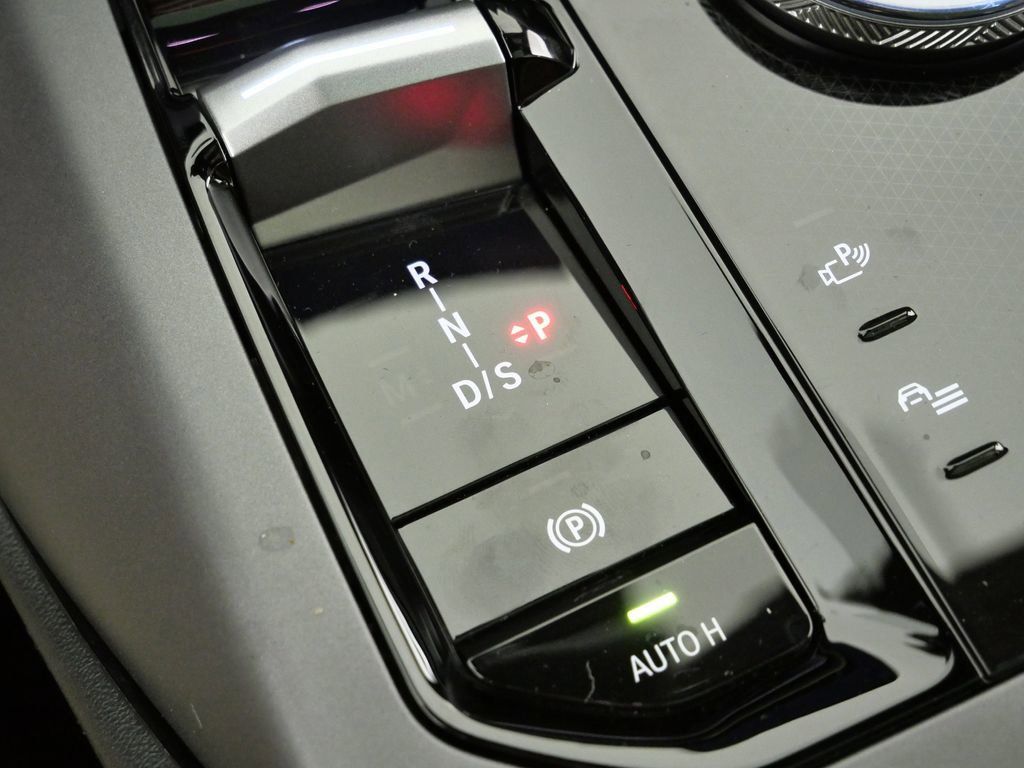 Thumbnail: 2026 BMW X3 - 13