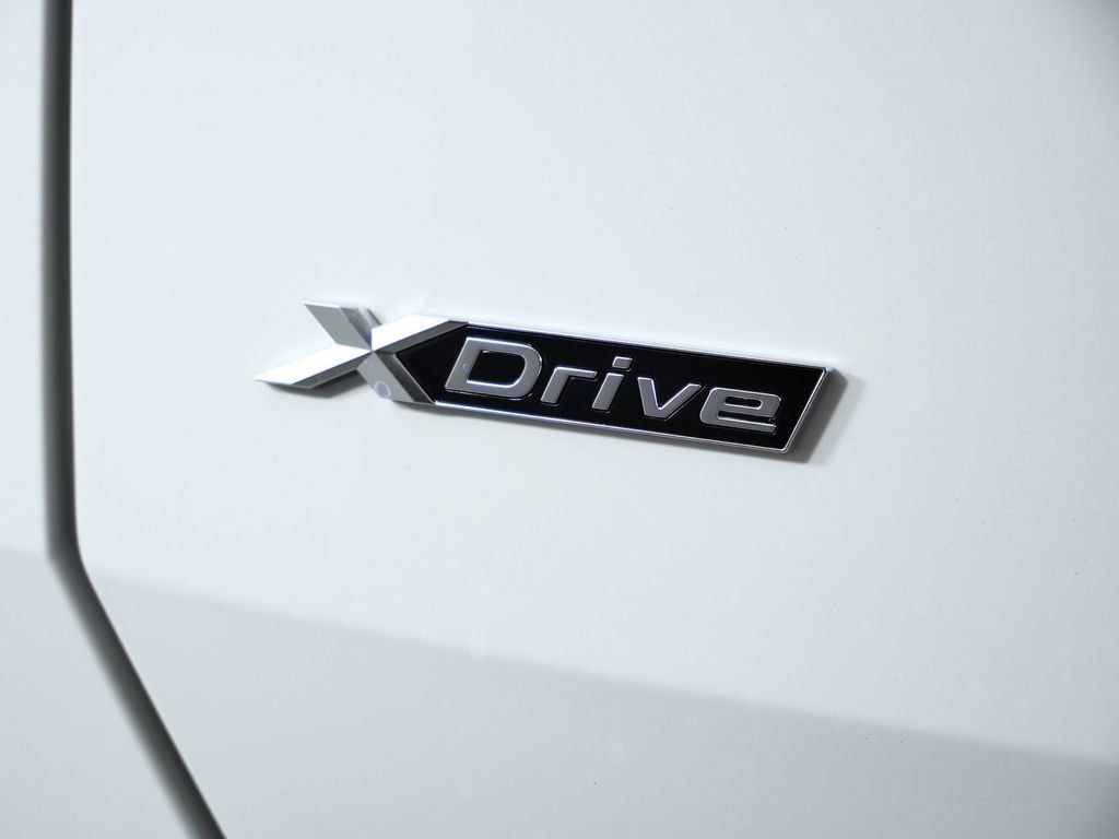 Thumbnail: 2026 BMW X3 - 22