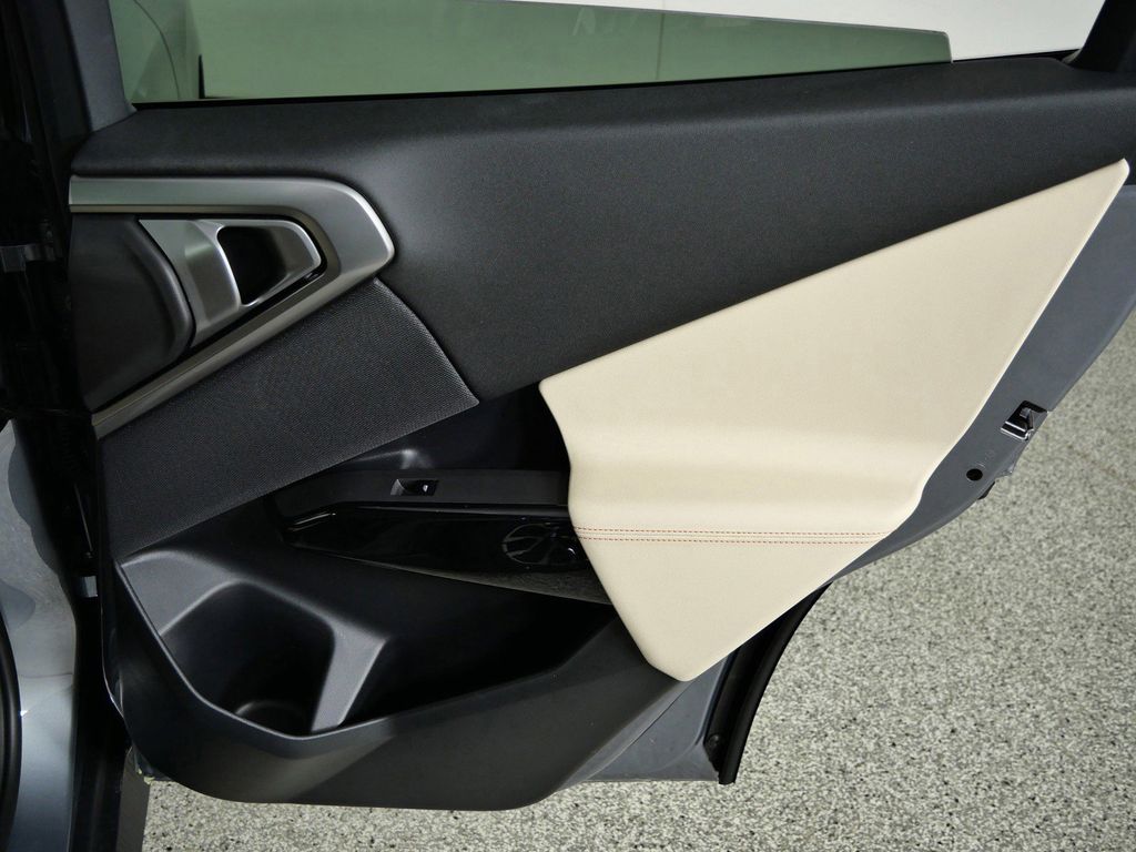 Thumbnail: 2026 BMW X3 - 32