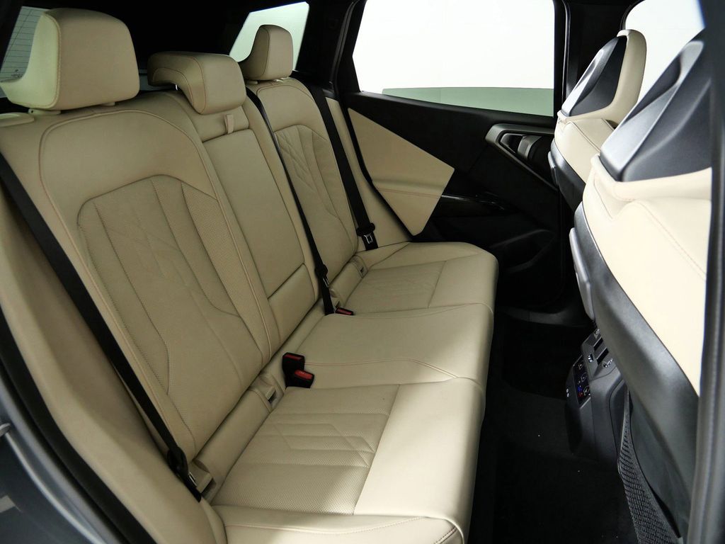 Thumbnail: 2026 BMW X3 - 33