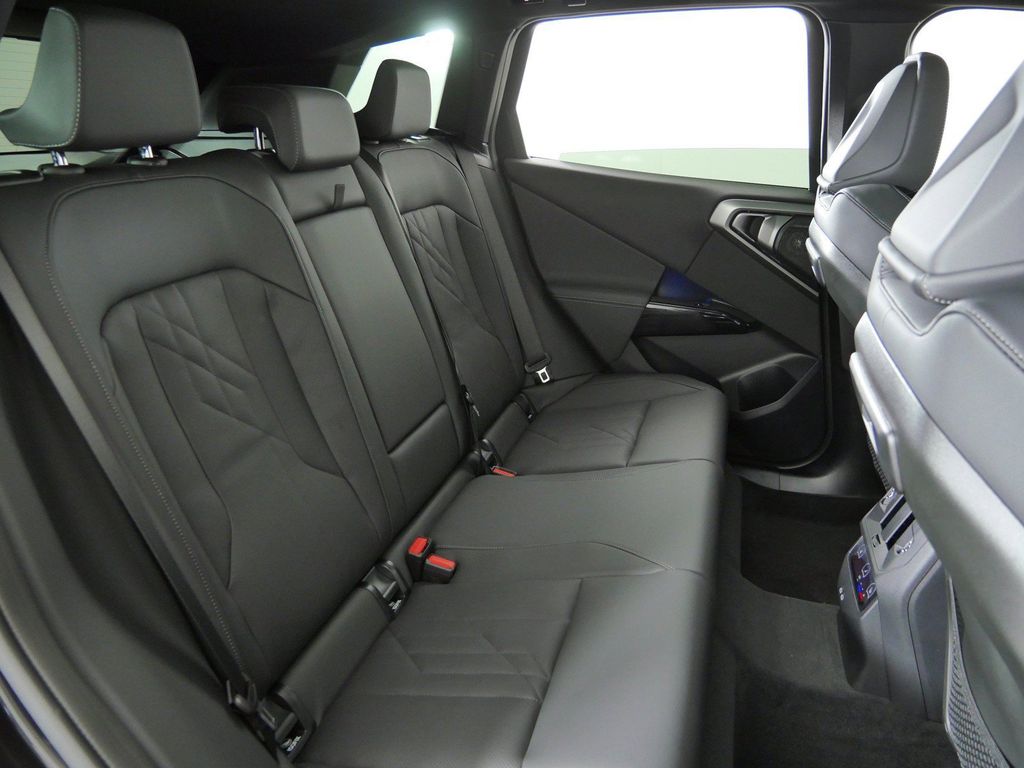 Thumbnail: 2026 BMW X3 - 33