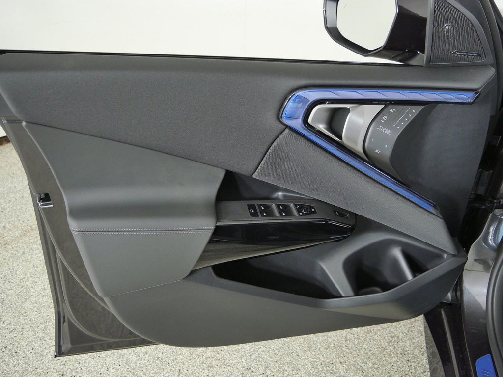 Thumbnail: 2026 BMW X3 - 38