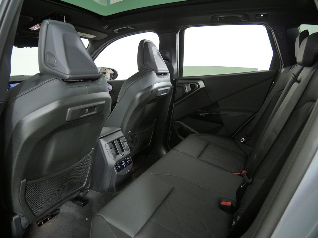 Thumbnail: 2026 BMW X3 - 36