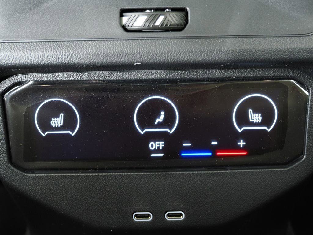 Thumbnail: 2025 BMW X3 - 35