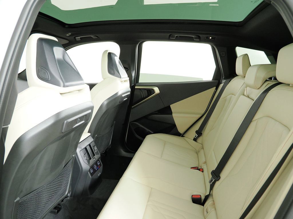 Thumbnail: 2025 BMW X3 - 33