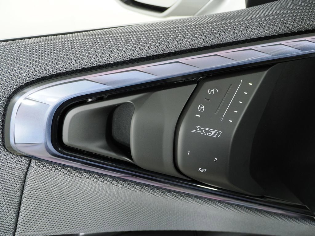 Thumbnail: 2025 BMW X3 - 39