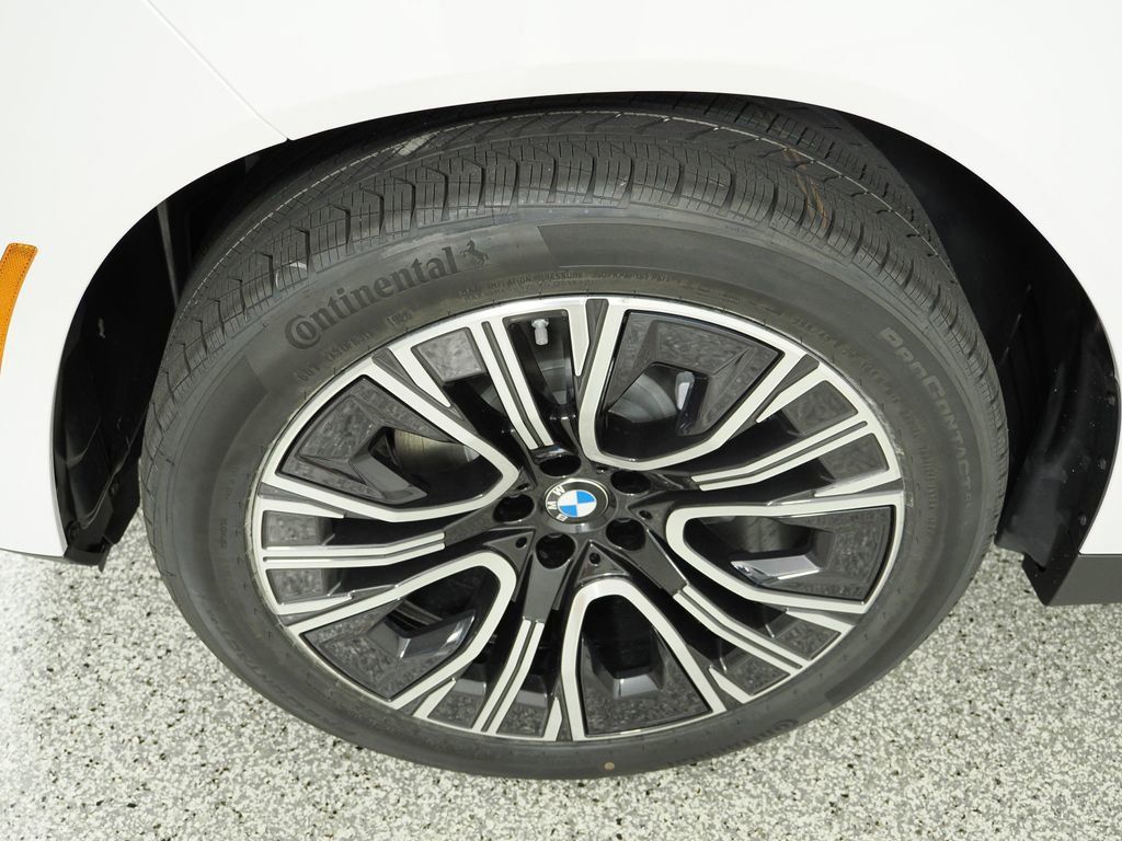 Thumbnail: 2025 BMW X3 - 27