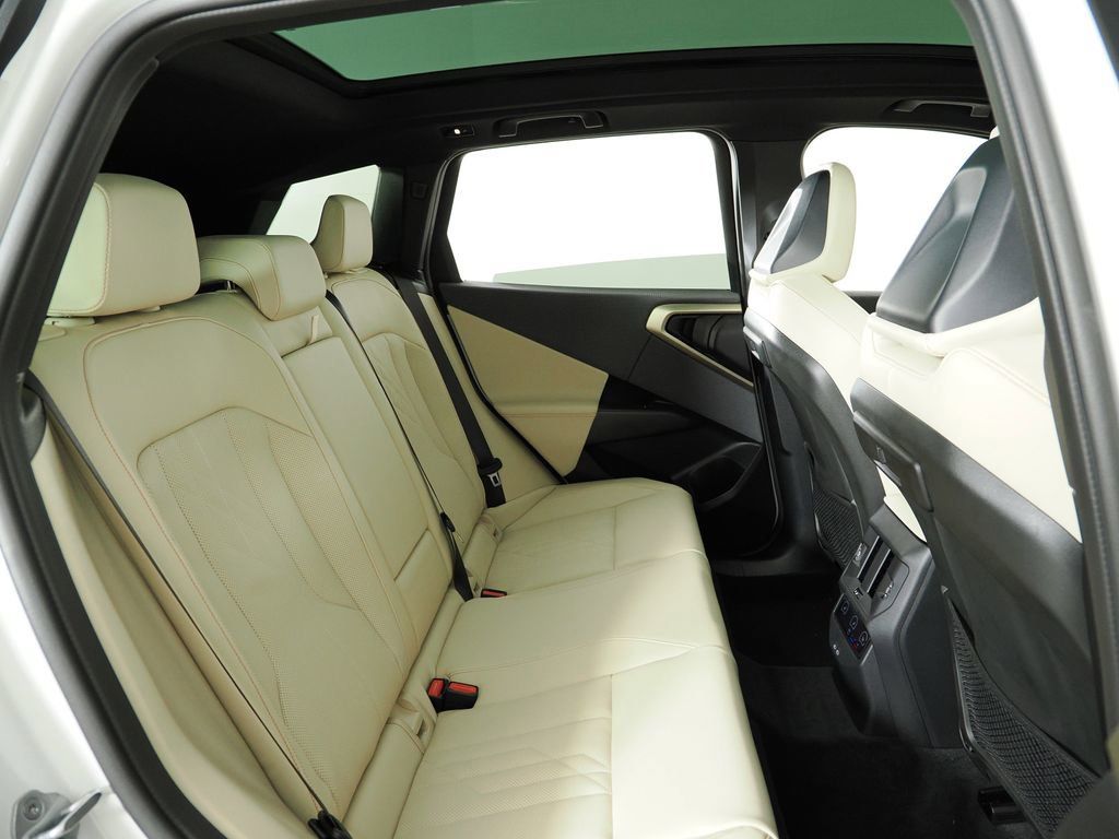 Thumbnail: 2025 BMW X3 - 31