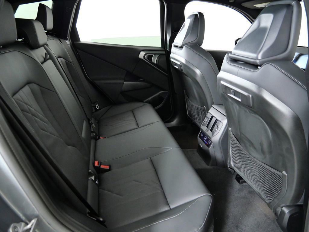 Thumbnail: 2026 BMW X3 - 10