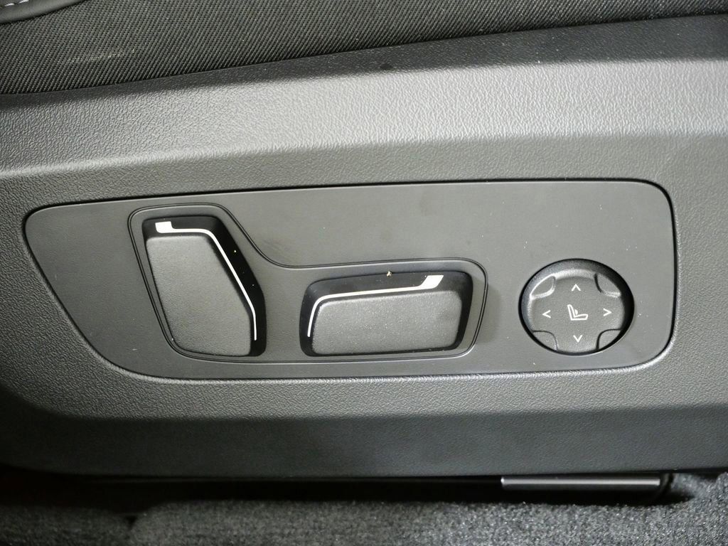 Thumbnail: 2026 BMW X3 - 29