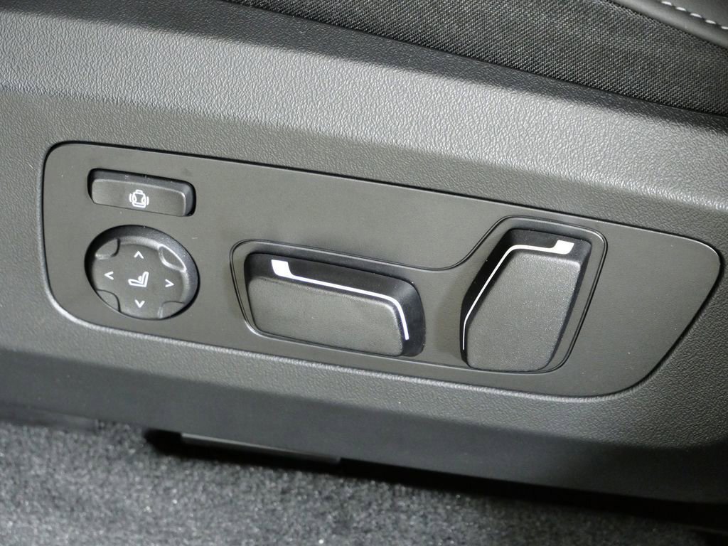 Thumbnail: 2026 BMW X3 - 41