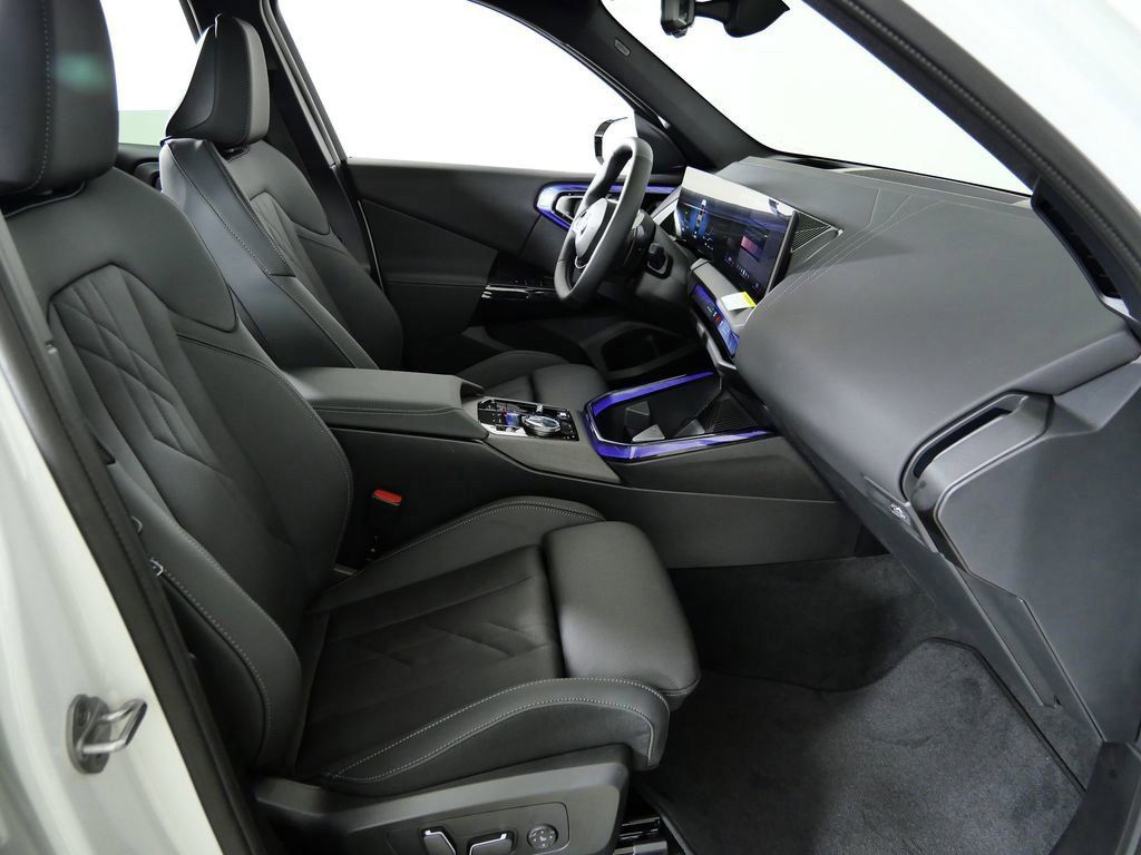Thumbnail: 2026 BMW X3 - 9