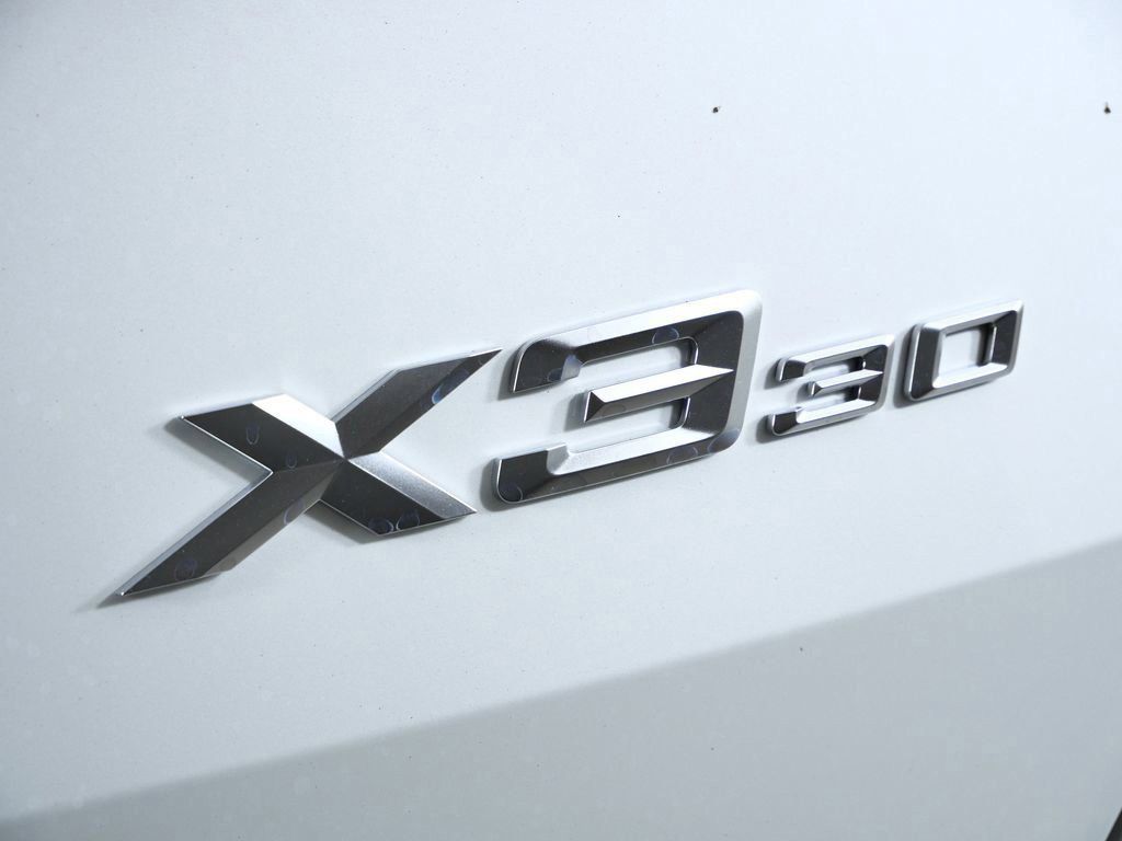 Thumbnail: 2026 BMW X3 - 22