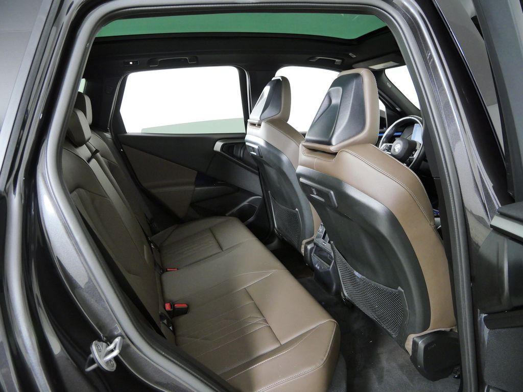 Thumbnail: 2025 BMW X3 - 12