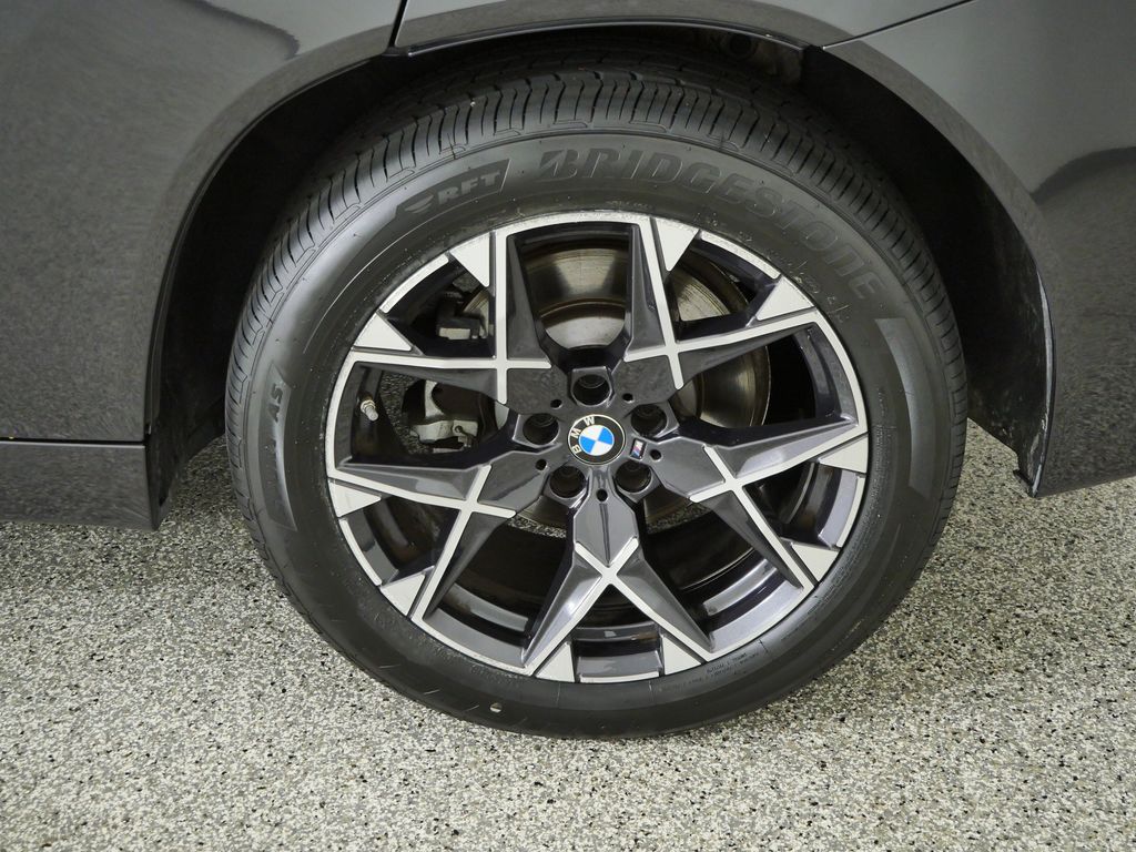 Thumbnail: 2025 BMW X3 - 8