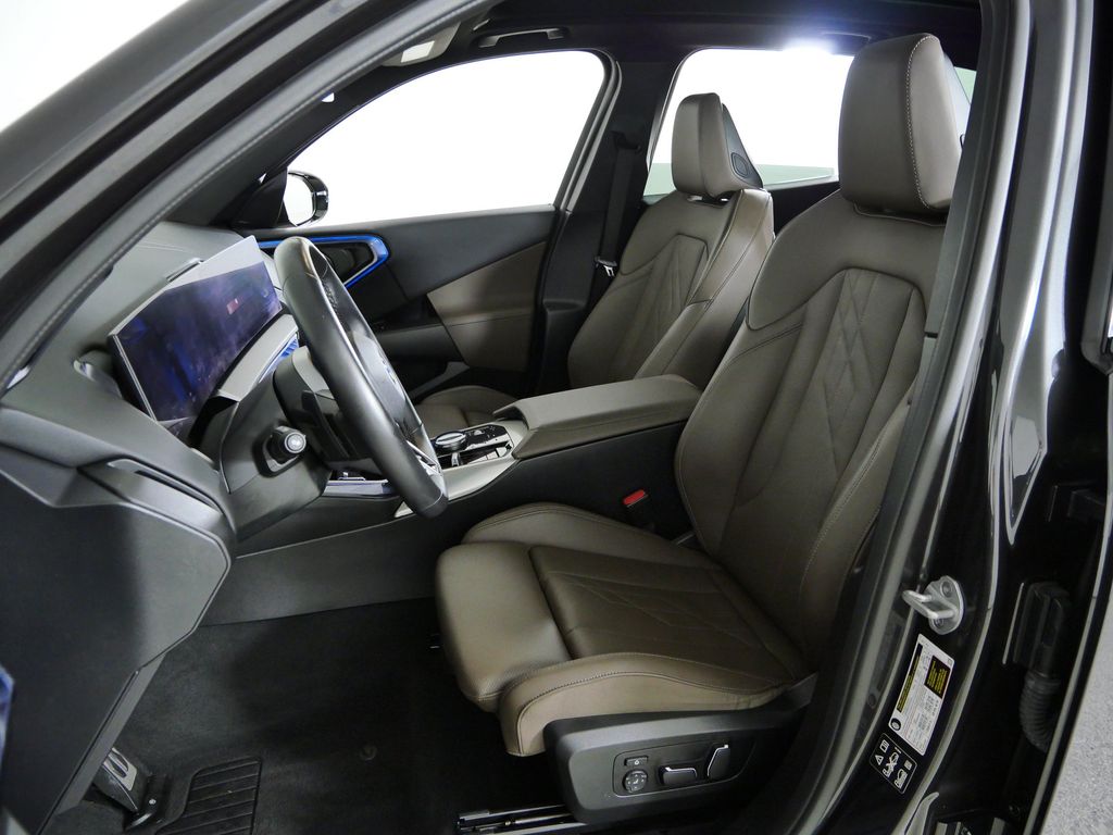 Thumbnail: 2025 BMW X3 - 37