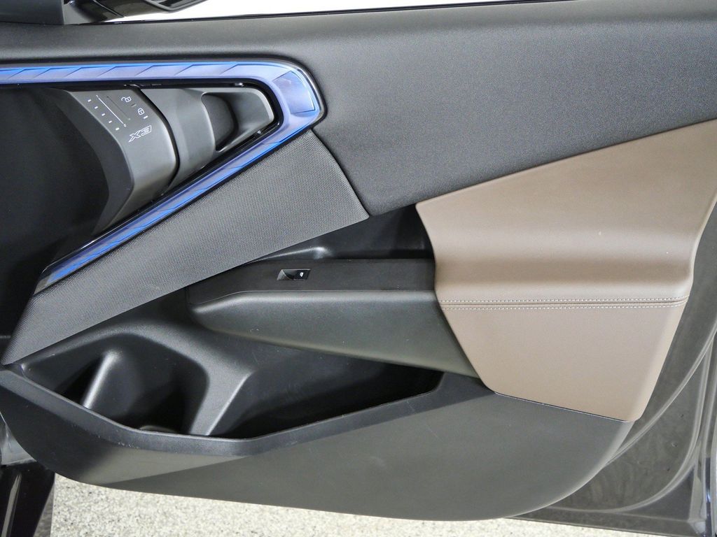 Thumbnail: 2025 BMW X3 - 30