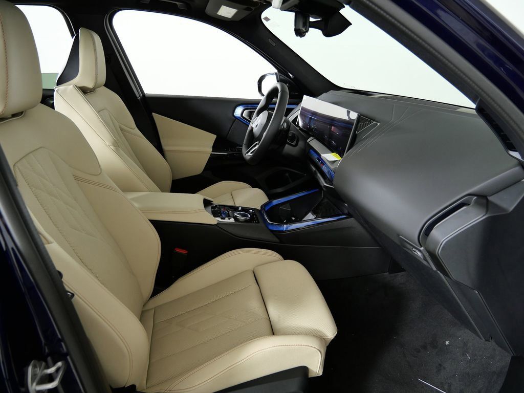 Thumbnail: 2026 BMW X3 - 10