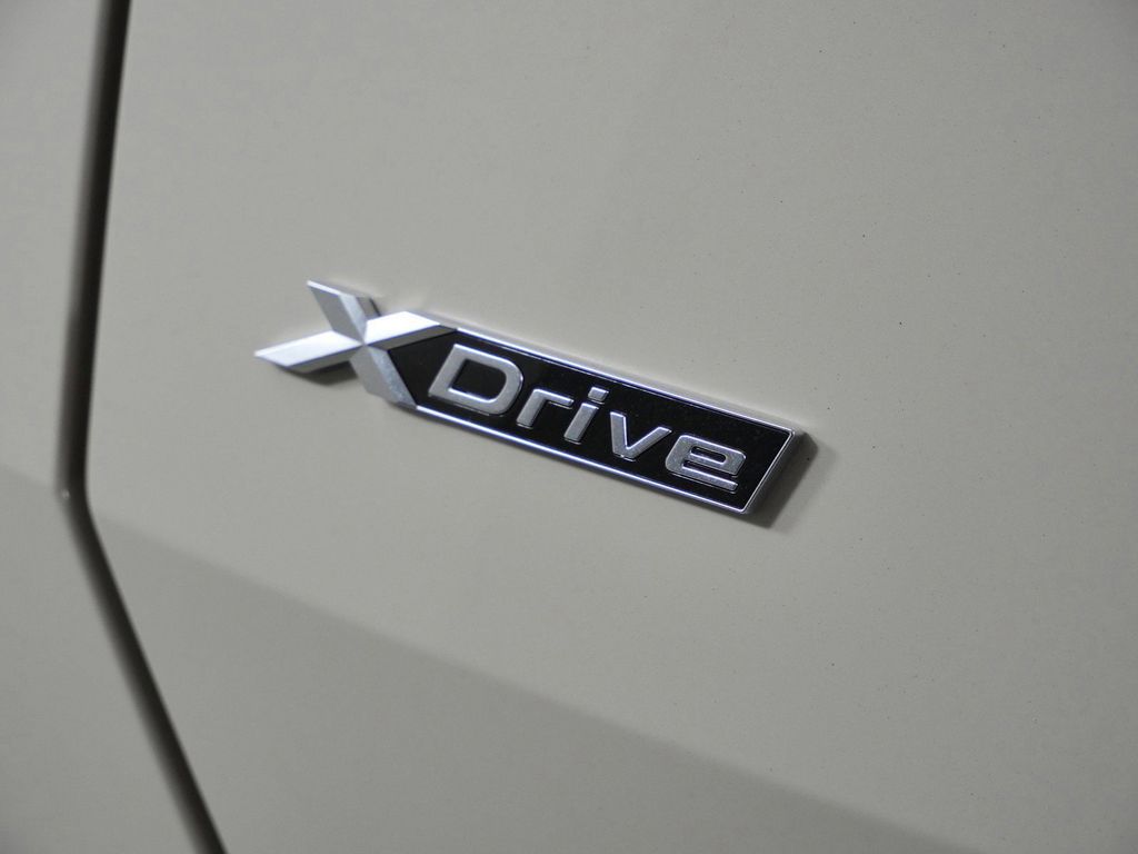 Thumbnail: 2026 BMW X3 - 23