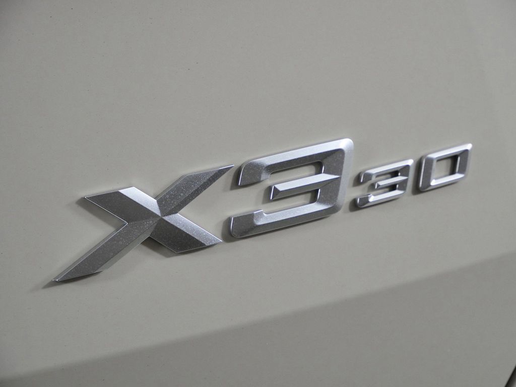 Thumbnail: 2026 BMW X3 - 22