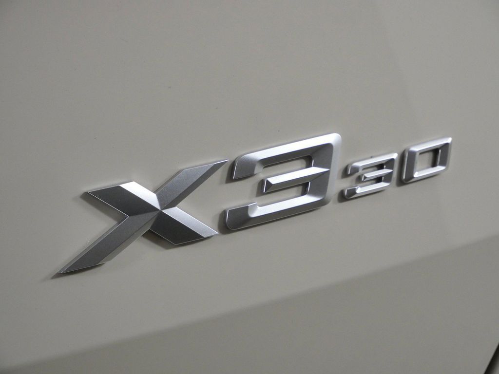 Thumbnail: 2026 BMW X3 - 22