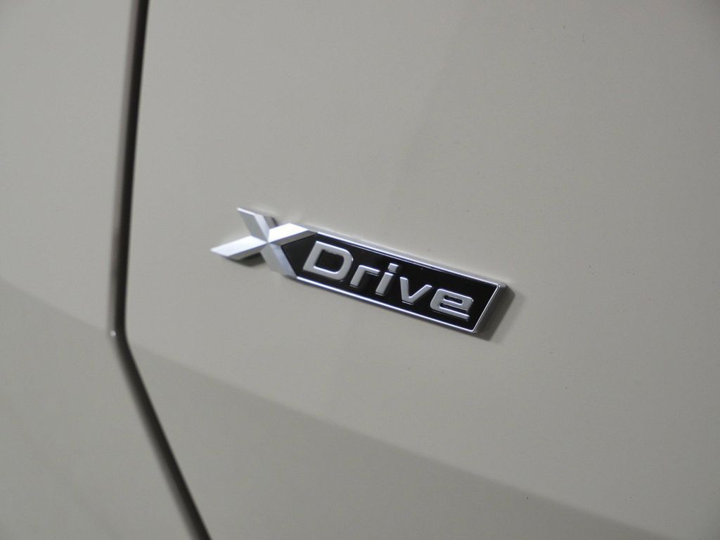 Thumbnail: 2026 BMW X3 - 23