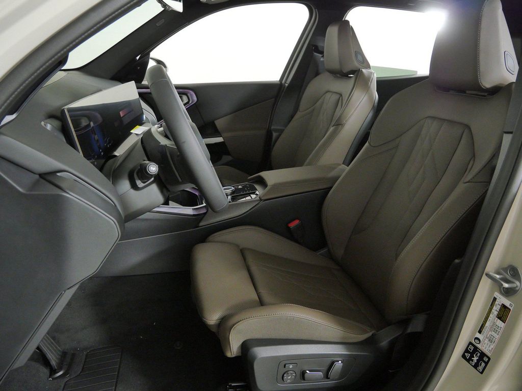 Thumbnail: 2026 BMW X3 - 38
