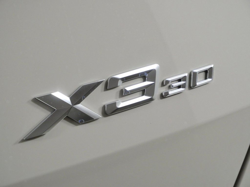 Thumbnail: 2026 BMW X3 - 22